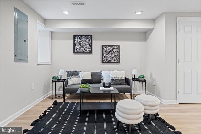 13 S HILTON ST, Baltimore, MD 21229