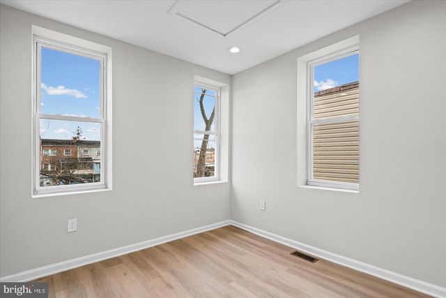 13 S HILTON ST, Baltimore, MD 21229