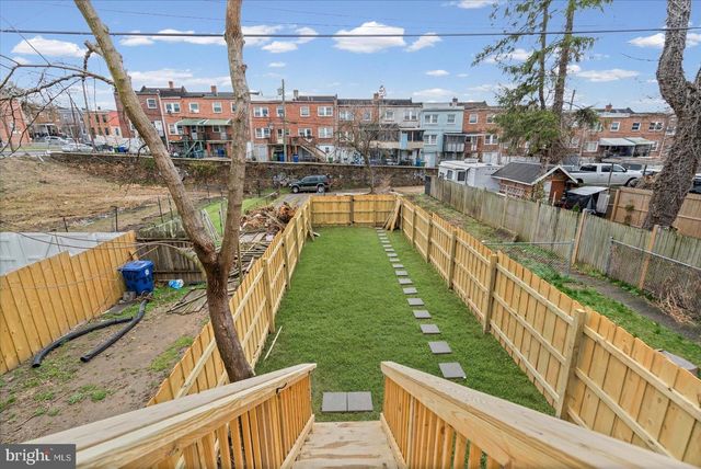 13 S HILTON ST, Baltimore, MD 21229