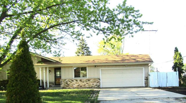 3850 College AVENUE, Greenfield, WI 53221