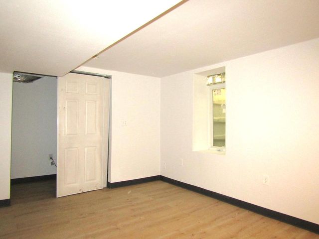 3850 College AVENUE, Greenfield, WI 53221