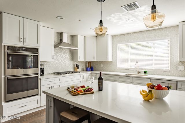 7531 E CAMBRIDGE Avenue, Scottsdale, AZ 85257