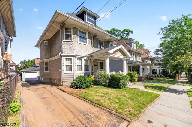 704 Parker St, Newark City, NJ 07104