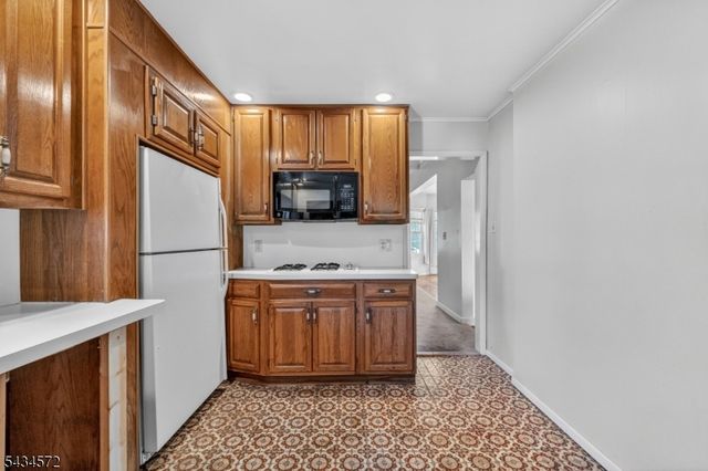 704 Parker St, Newark City, NJ 07104