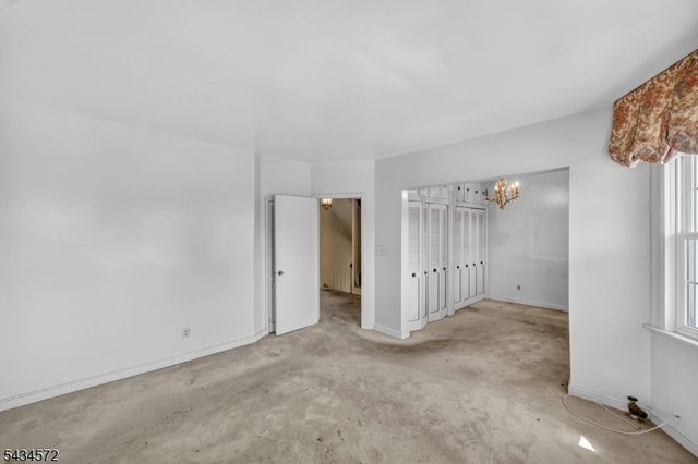 704 Parker St, Newark City, NJ 07104