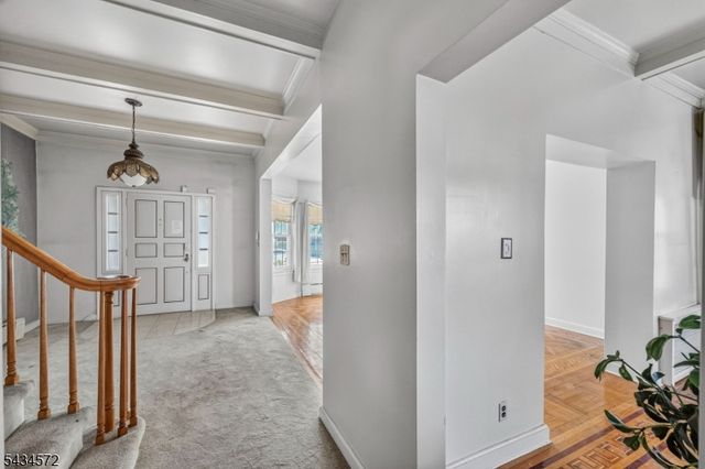 704 Parker St, Newark City, NJ 07104