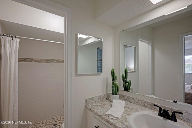 1709 MEMORY Lane, Jacksonville, FL 32210