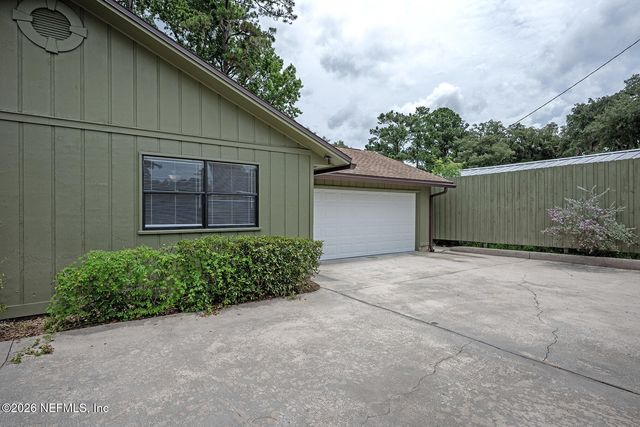 1709 MEMORY Lane, Jacksonville, FL 32210