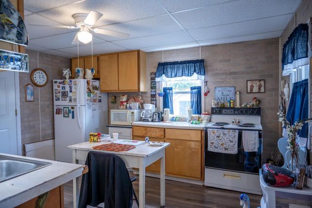 825 E State Street, Mauston, WI 53948