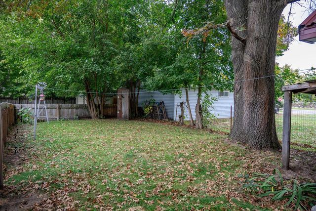 825 E State Street, Mauston, WI 53948