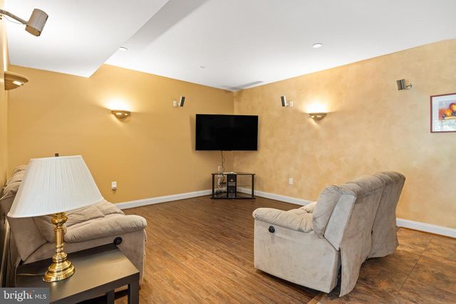 125 LAKE CT., Bumpass, VA 23024