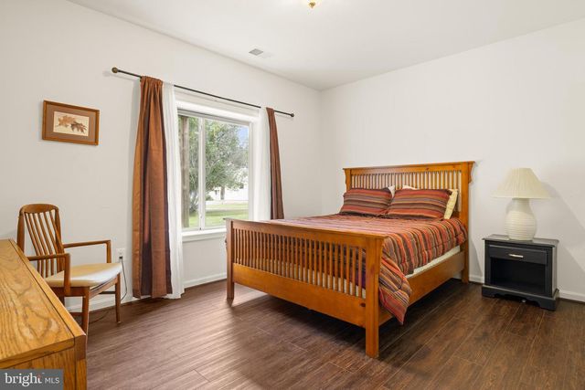 125 LAKE CT., Bumpass, VA 23024