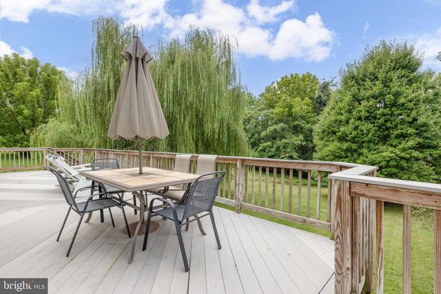 125 LAKE CT., Bumpass, VA 23024