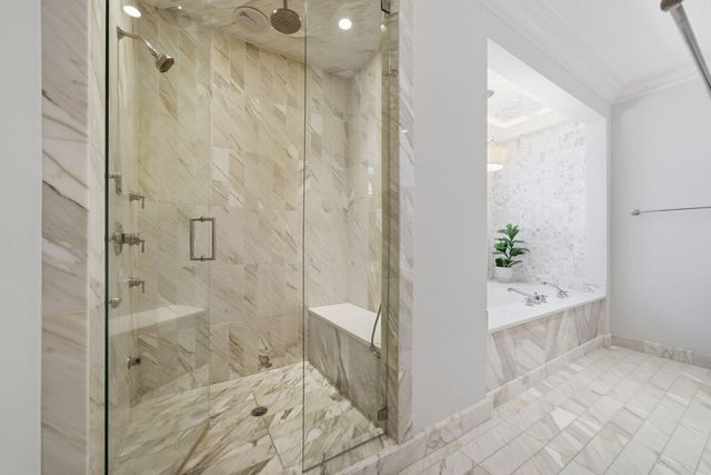 2658 N Mildred Avenue, Chicago, IL 60614
