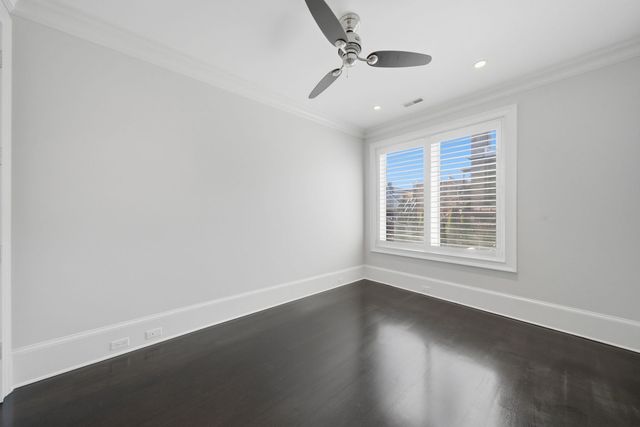 2658 N Mildred Avenue, Chicago, IL 60614