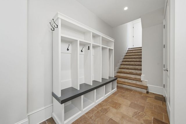 2658 N Mildred Avenue, Chicago, IL 60614
