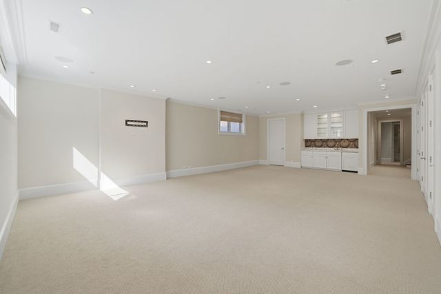 2658 N Mildred Avenue, Chicago, IL 60614