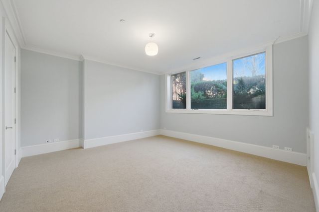 2658 N Mildred Avenue, Chicago, IL 60614