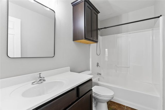 3909 Los Arroyos Dr, Corpus Christi, TX 78414