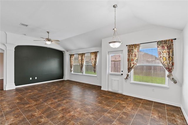 3909 Los Arroyos Dr, Corpus Christi, TX 78414