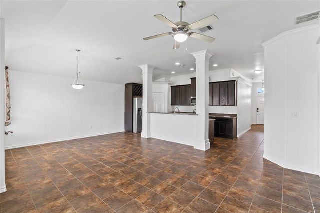 3909 Los Arroyos Dr, Corpus Christi, TX 78414