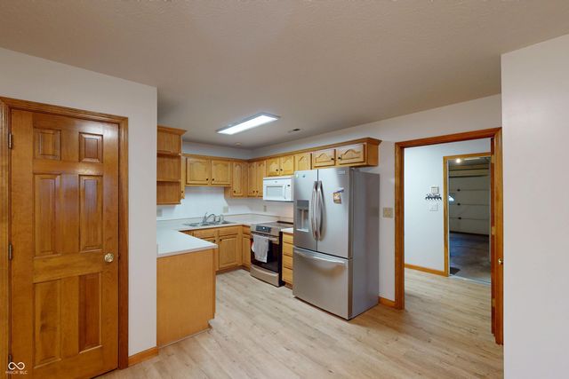 7923 Park Ward Place, Indianapolis, IN 46259