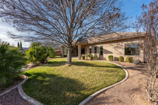 2263 W SONOMA LN, St. George, UT 84770
