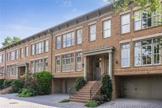 805 Highland Green NE Way, Atlanta, GA 30306