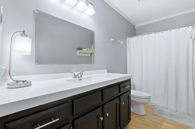 8 Mesa Verde Cove, Maumelle, AR 72113