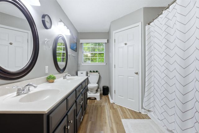 8 Mesa Verde Cove, Maumelle, AR 72113