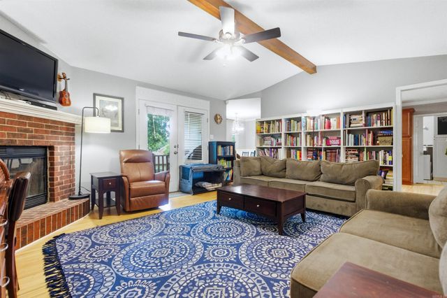 8 Mesa Verde Cove, Maumelle, AR 72113