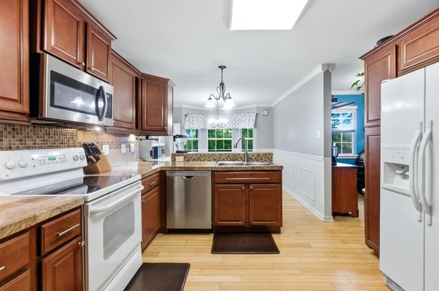 8 Mesa Verde Cove, Maumelle, AR 72113