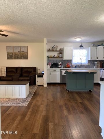 1400 Rheatown Road, Chuckey, TN 37641