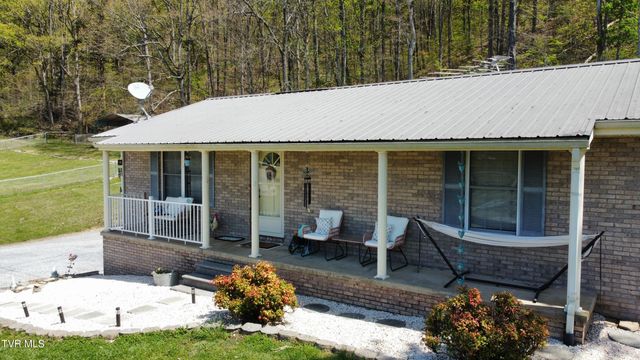 1400 Rheatown Road, Chuckey, TN 37641