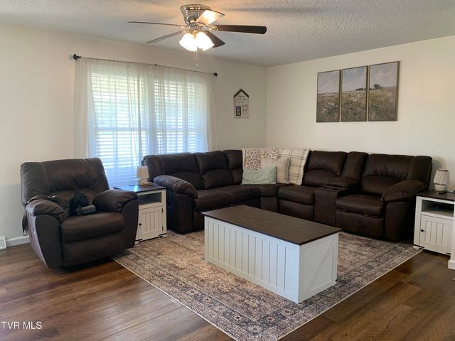 1400 Rheatown Road, Chuckey, TN 37641