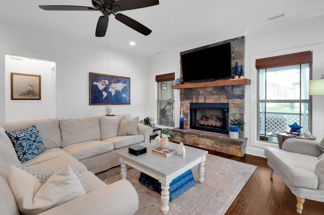 103 Anderton Dr, Winchester, TN 37398