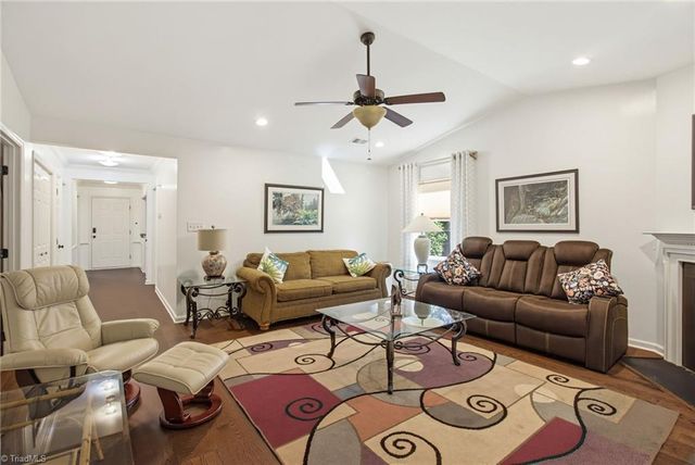 24 Collwood Court, Greensboro, NC 27409