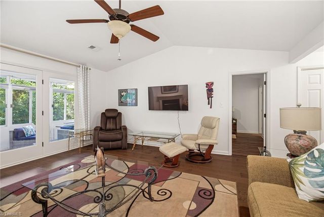 24 Collwood Court, Greensboro, NC 27409