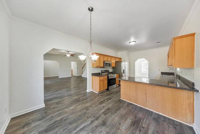 1086 S Gordon Road, Austell, GA 30168