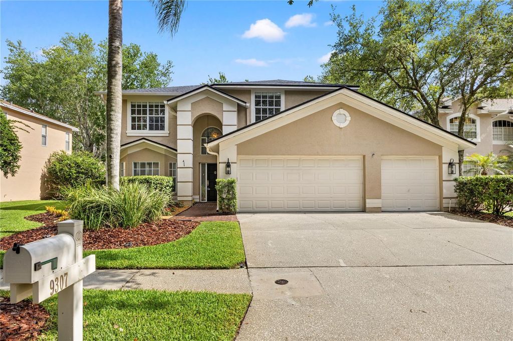 Image 2 of property listing at 9307 POPLAR CREEK COURT, Tampa, FL 33647