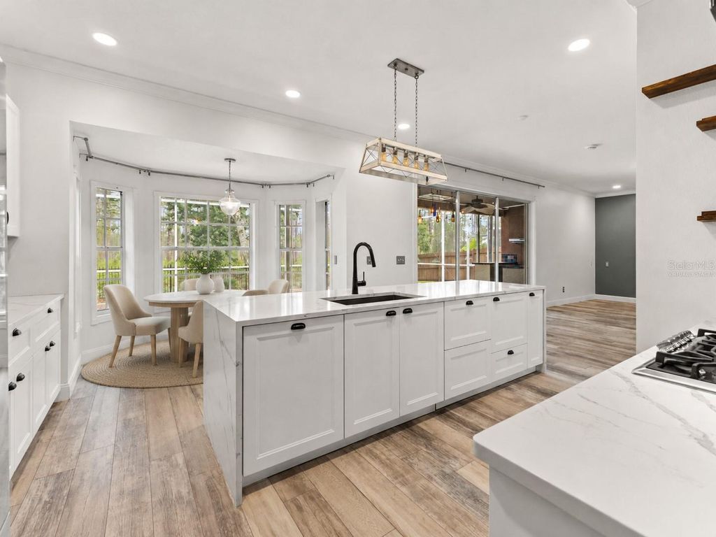 Image 18 of property listing at 9307 POPLAR CREEK COURT, Tampa, FL 33647