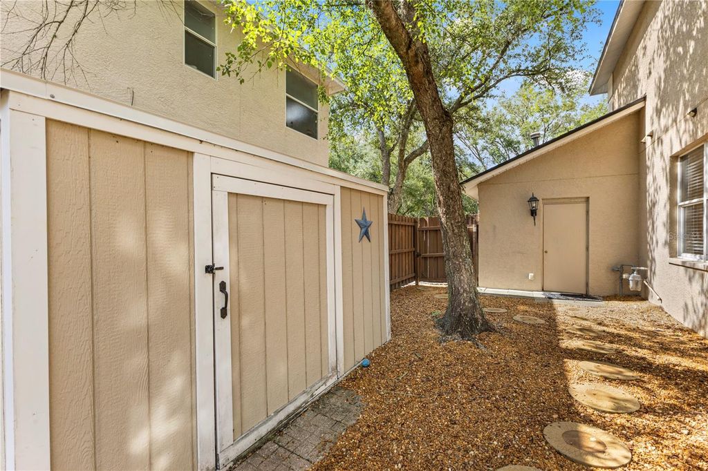 Image 57 of property listing at 9307 POPLAR CREEK COURT, Tampa, FL 33647