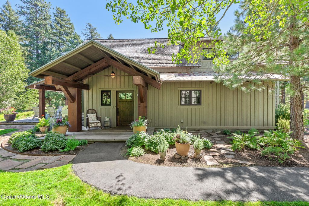 6779 S OLD BARN RD, Harrison, ID 83833 photo 12