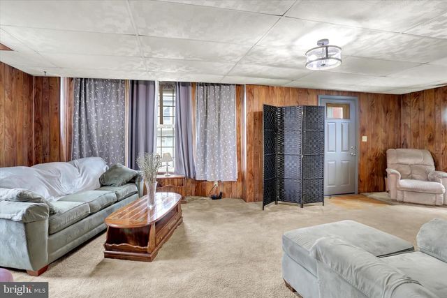465 N 4TH ST, Newport, PA 17074
