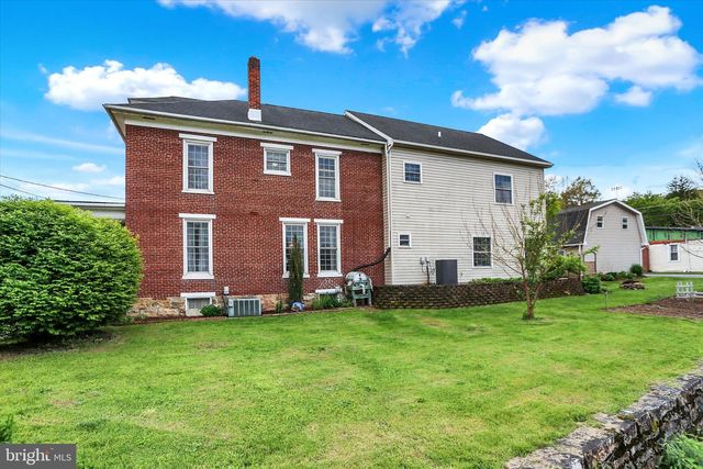 465 N 4TH ST, Newport, PA 17074