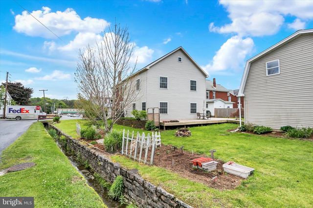 465 N 4TH ST, Newport, PA 17074