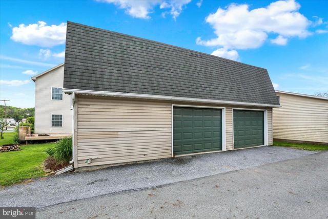 465 N 4TH ST, Newport, PA 17074
