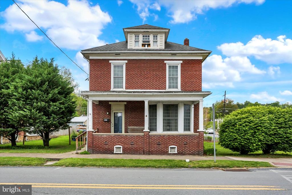 465 N 4TH ST, Newport, PA 17074