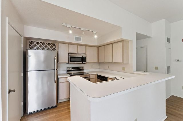 7270 WESTPOINTE BOULEVARD 931, Orlando, FL 32835