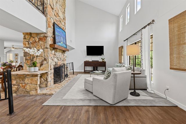 9501 Confederate Park Road, Lakeside, TX 76135